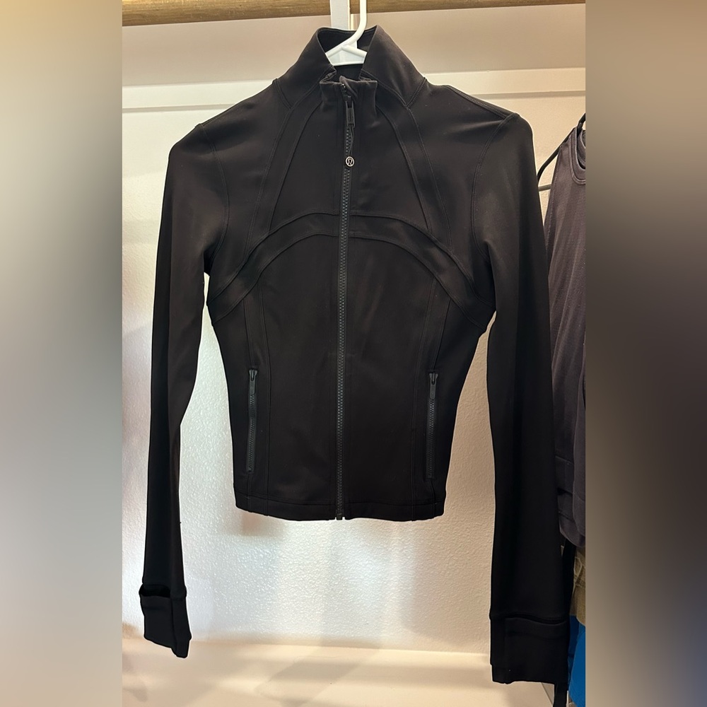 Lululemon Define Cropped Jacket Color Black Size 4